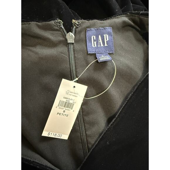 GAP Black Velvet Sleeveless Jumpsuit w/Belt - Small Petite - NWT $118 MSRP - Picture 2 of 7